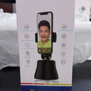 360° Smart Tracking Phone Holder
